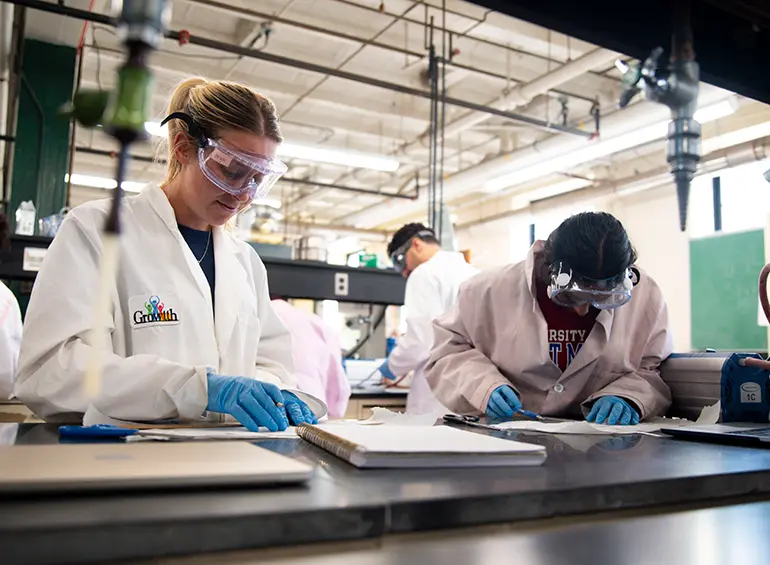 students in chem lab